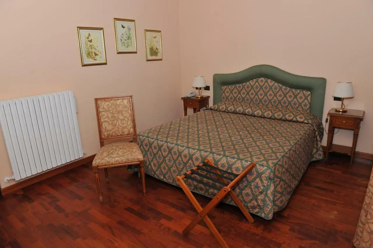 Hotel Roma Sestola 3*,